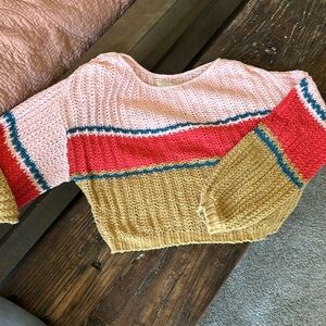 Cute cropped billabong sweater